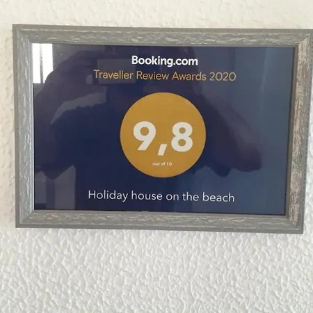 Holiday House On The Beach Vakantiehuis Kato Rodini