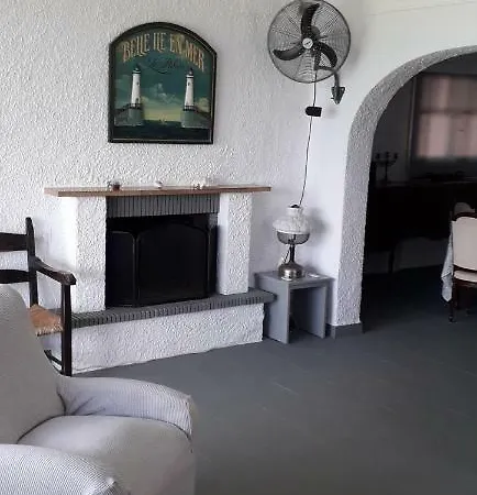 Vakantiehuis Holiday House On The Beach *