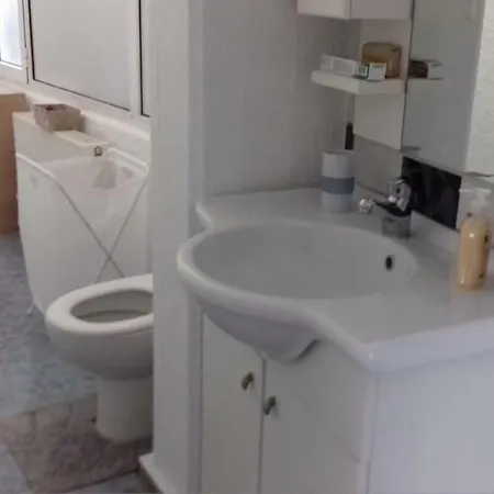 Holiday House On The Beach Kato Rodini